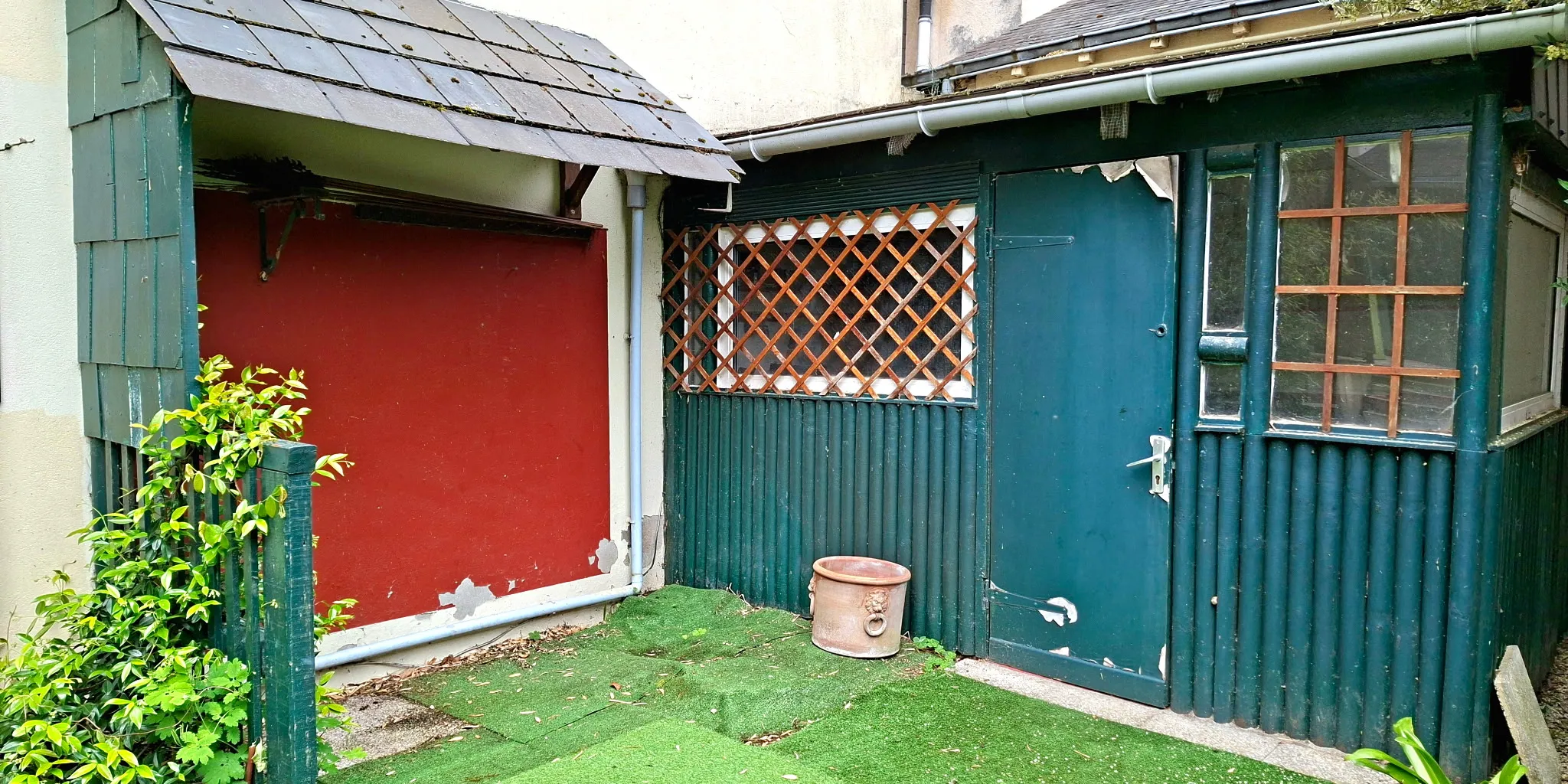 Vue cabane de jardin et rangement Maison de 135 m2 avec jardin et 3 chambres à vendre sur Tours Centre  | Vente 37