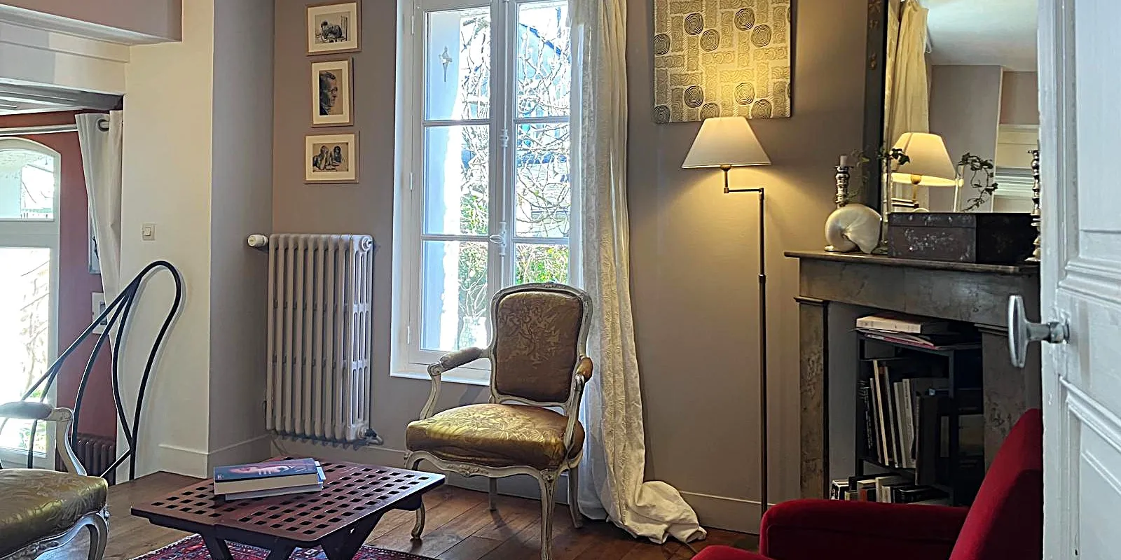 Salon Maison de 120 m2 avec studio à proximité de l'hôpital bretonneau dans rue calme à vendre sur Tours Centre  | Vente 37