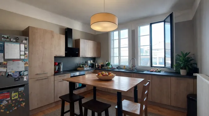 Image pièce à vivre maison spacieuse, lumineuse et modulable de 210 m2 a vendre sur saint-cyr-sur-Loire | Vente 37.fr • Bien proposé par GAUTARD Immobilier