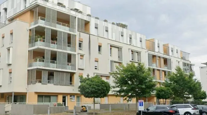 Facade immeuble avec appartement de 65 m2 avec terrasse et garage à vendre sur Tours | Vente 37.fr • Bien proposé par Tours'n Gestion Immo 37'