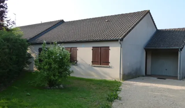 façade Maison T3 de plain-pied de 75 m2 avec garage, jardin pour investir sur Tours Nord, proche La Petite Arche  | Vente 37.fr